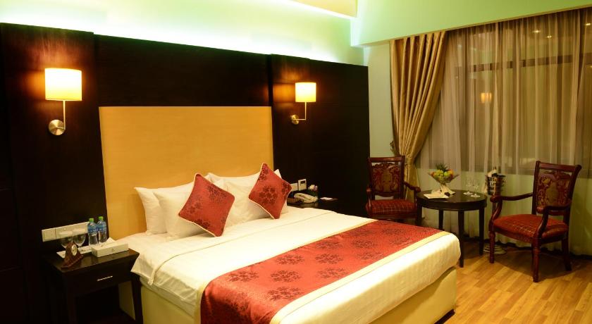Image of Superior King Room 6