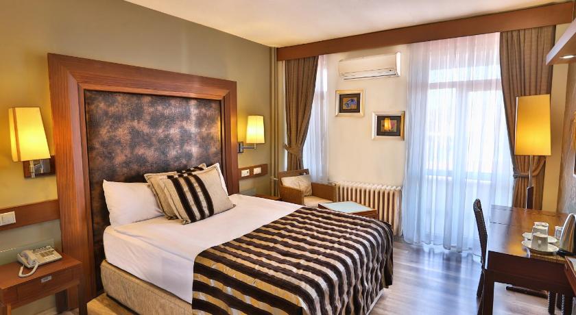 キルシェヒル Grand Terme Hotel 4つ星 ホテル プール