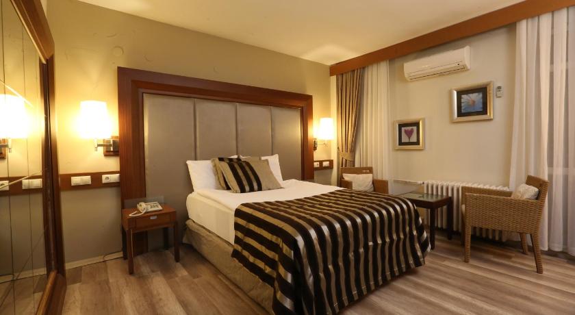 キルシェヒル Grand Terme Hotel 4つ星 ホテル ロビー