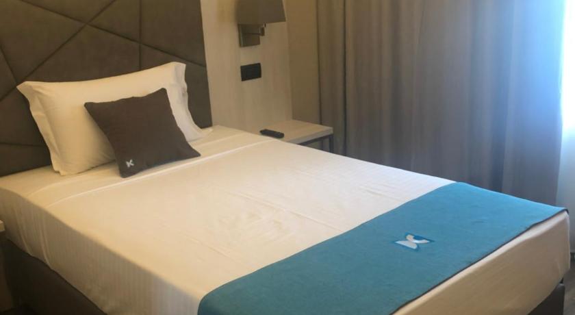 Vienvietīgs numurs ar nelielu divguļamo gultu (Single Room with Small Double Bed) attēls 3