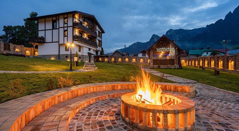 VILA NORBE — Hotel in Busteni