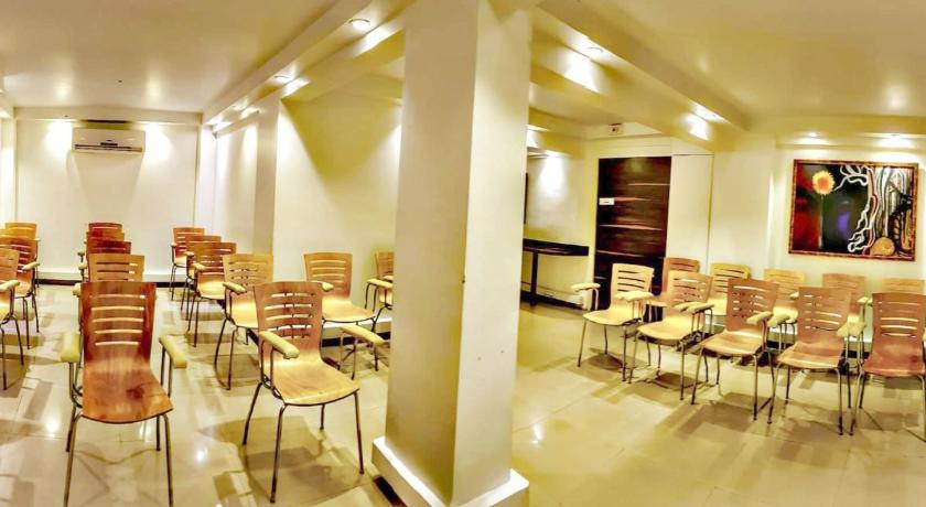 Samraj Hotel