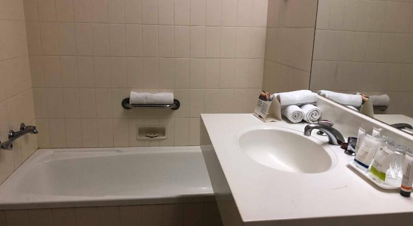 Image of Standard Twin Room 9
