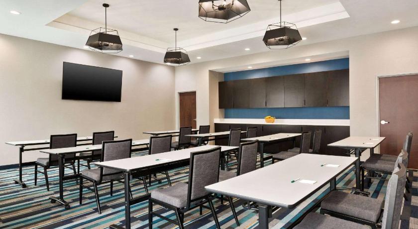 La Quinta Inn & Suites by Wyndham Richmond