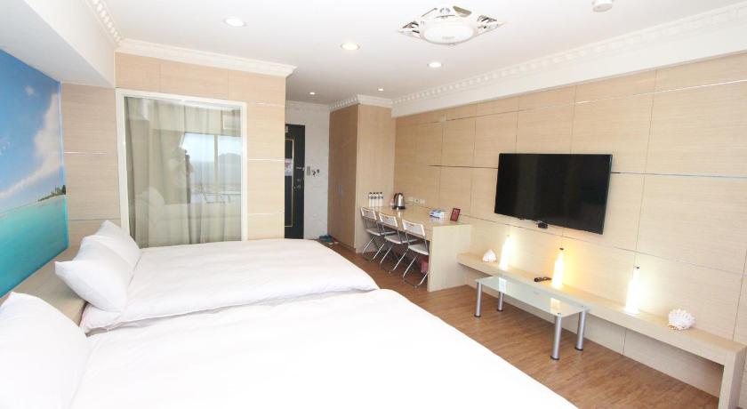 Image of Double Room with Sea View 10