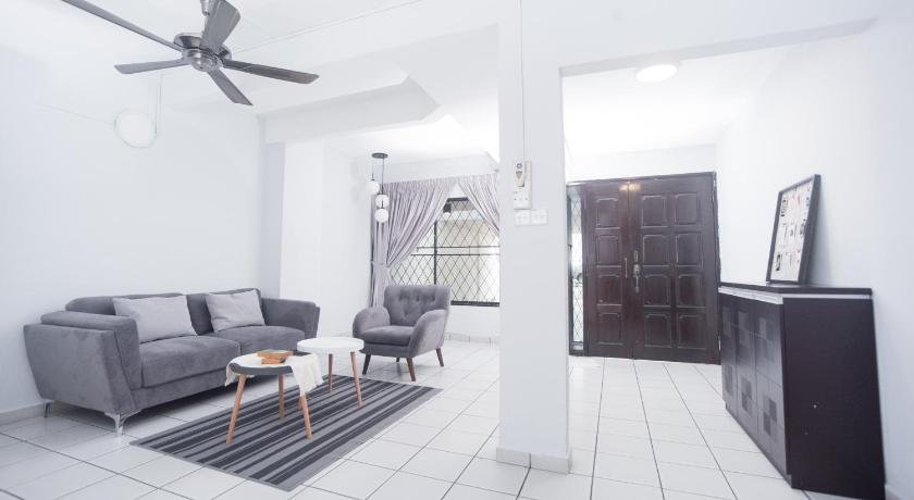 Green Lane by Plush — Hotel in Penang