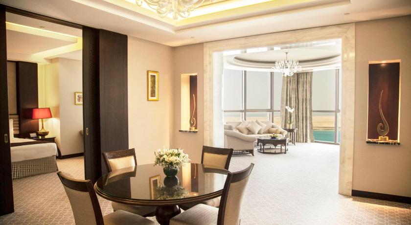 Image of Executive Suite 8