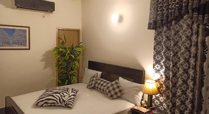 New White Rose Hotel In Lahore Room Deals Photos Reviews
