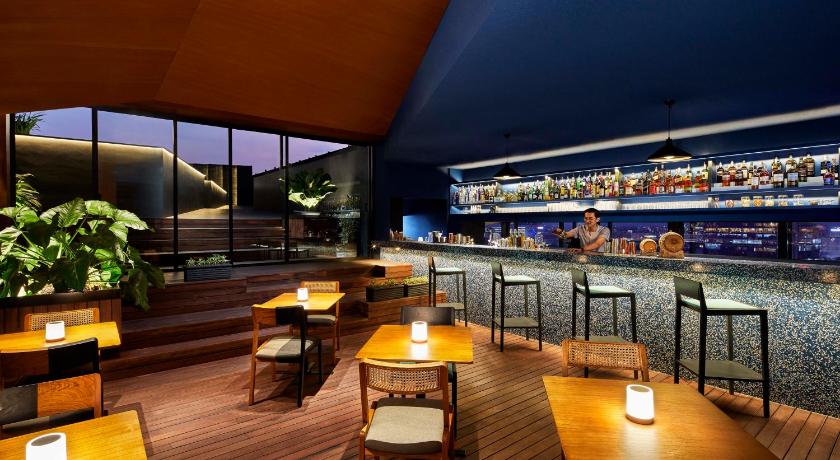  Artotel Gajahmada Semarang