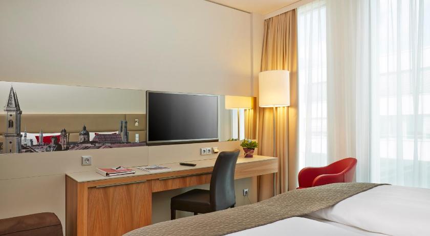 H4 Hotel Munchen Messe photo