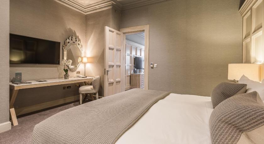 Image of Headline Suite 7