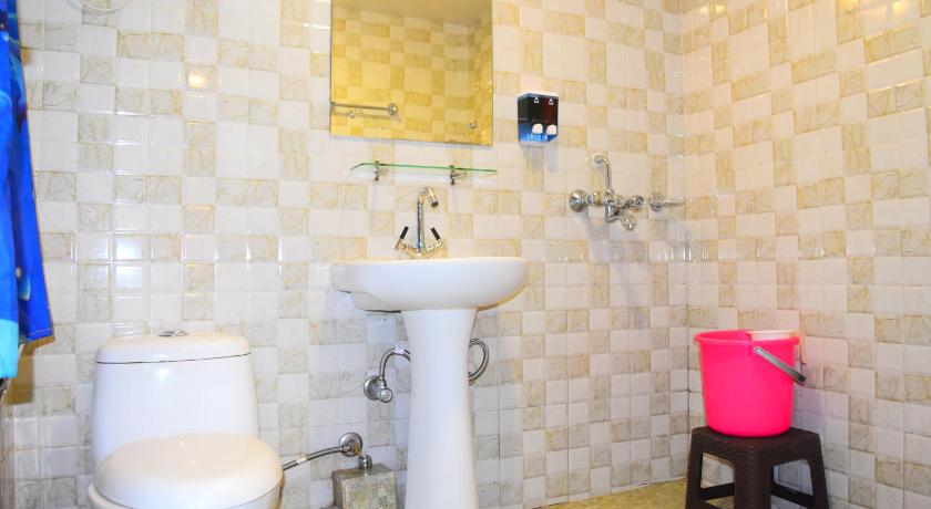 Hotel Amba Regency - image 39