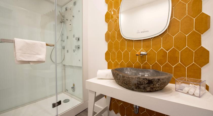 DIAMOND SUITE photo