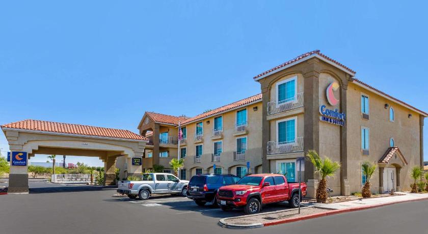 Comfort Inn & Suites El Centro I-8