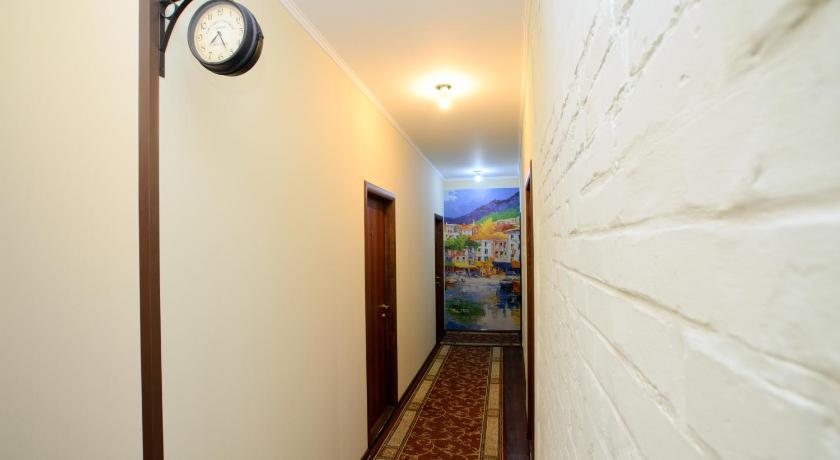 Kotsarskaya street 19 photo