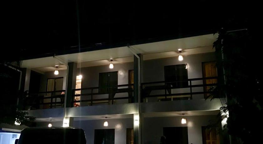 OHANA Guesthouse — Hotel in Siargao Island