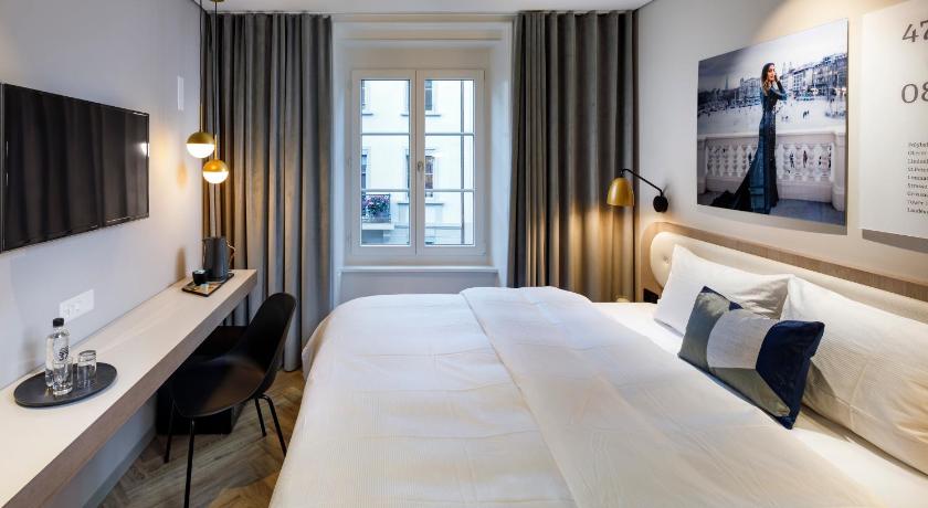 Image of King Double Room 3