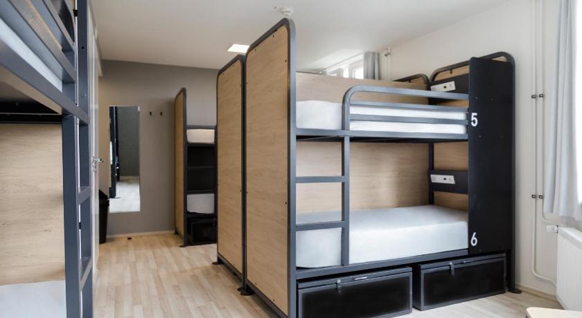 Image of Private 8 Bed Dorm Room 0