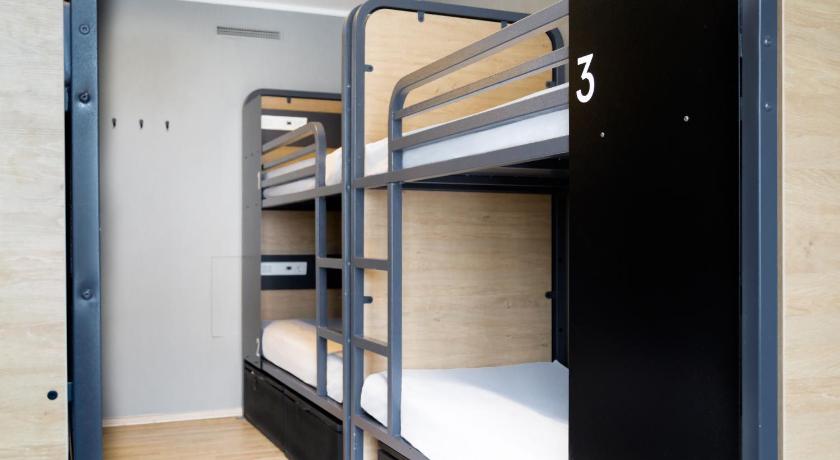 Image of Female Only  Dormitory Room with Single Bed 6