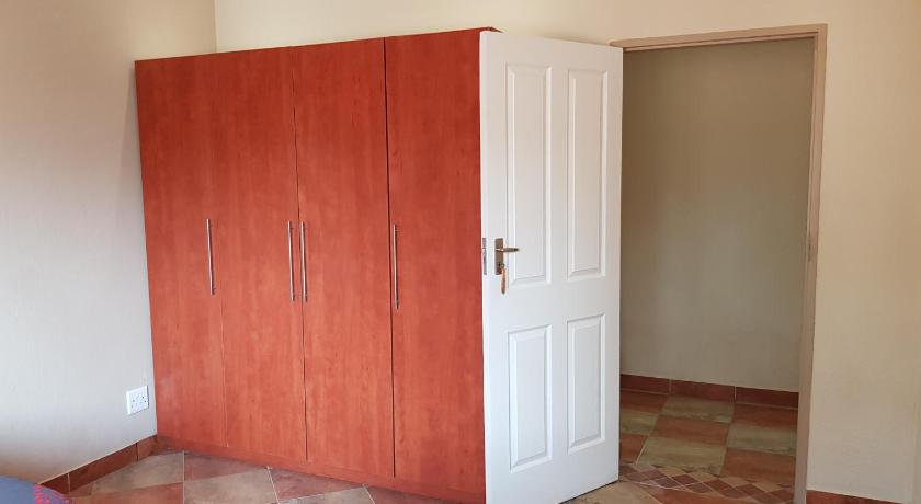 Hornbills Rest Country Home photo
