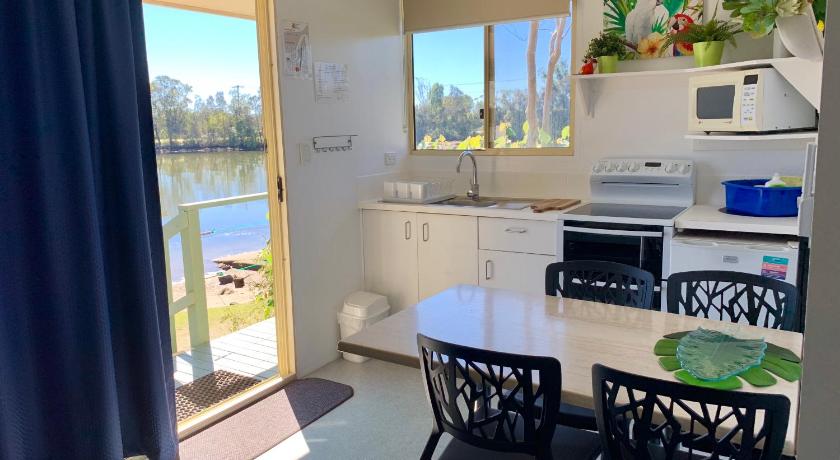 Maroochy River Resort & Bungalows