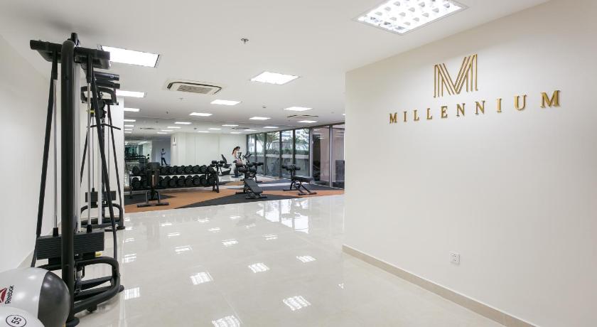 JENNIFER HOUSE #POOL GYM A37 photo