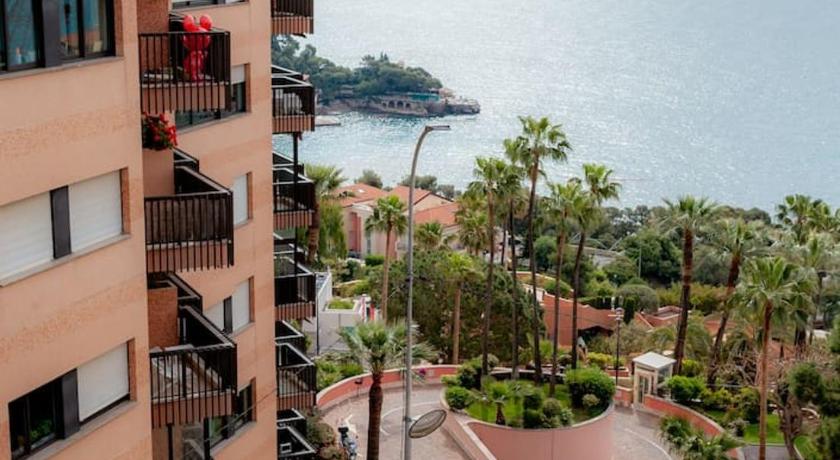 Charmant 2 pieces frontiere Monaco