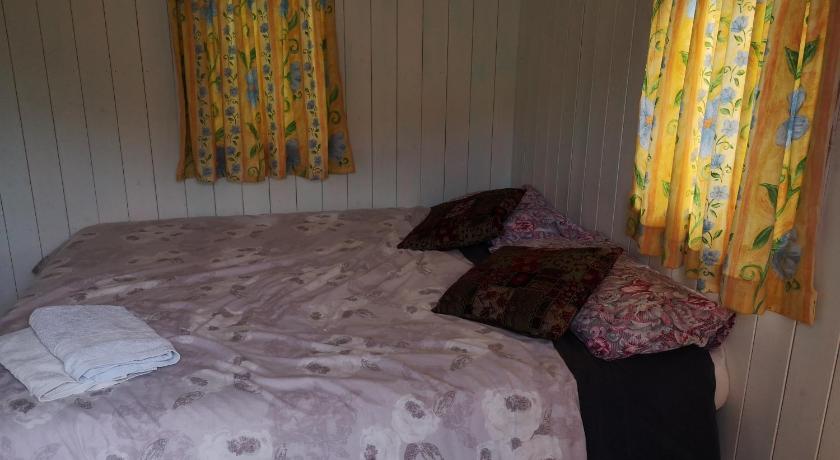 Stybeck Farm Shephards Hut photo