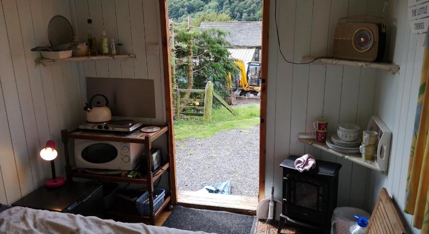Stybeck Farm Shephards Hut photo