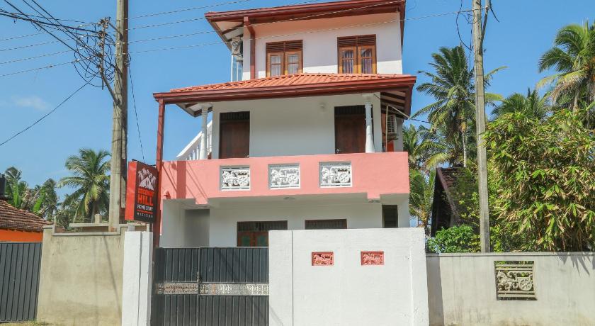 Coconut Hill Homestay — Hotel in Mirissa