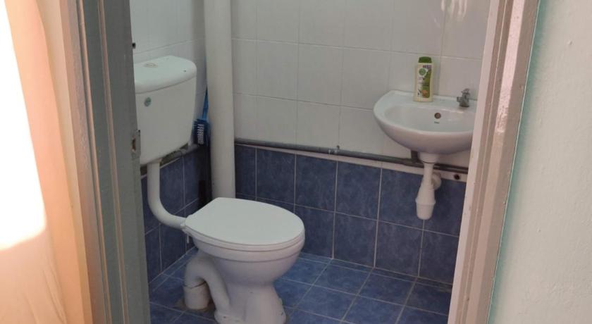 Auntie Shima Homestay KLIA Langat Utama photo