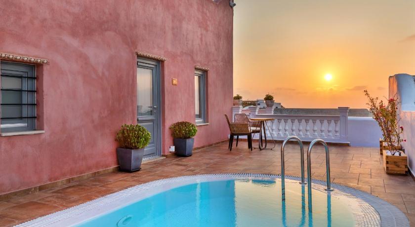 Tramonto Secret Villas