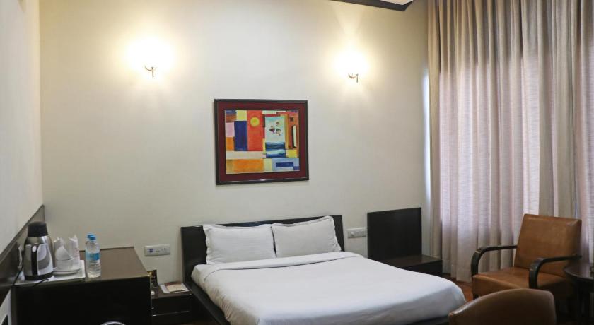 Hotel Pallavi West