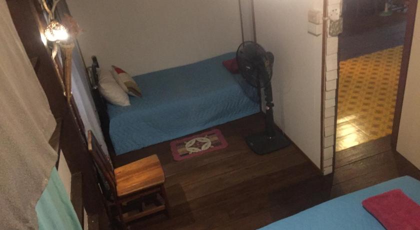 Image of Triple Room with Shared Bathroom 8