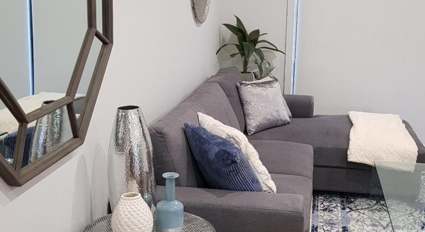 At Home Apartments — Hotel in Gippsland Region