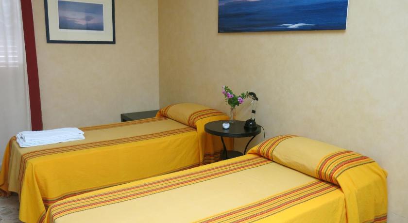Mare Nostrum Petit Hotel