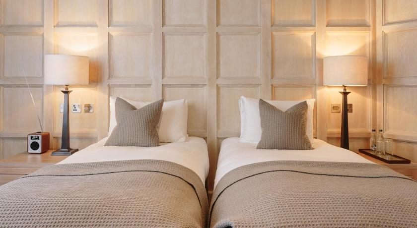 Image of Reporter Twin or Double Room 10