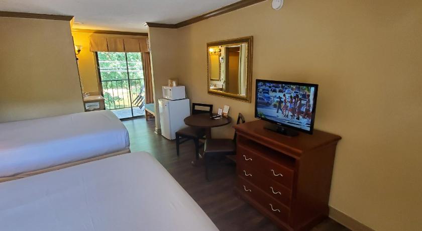 Image of Double Room with Balcony 7