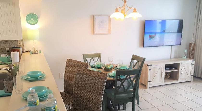 Image of Apartment with Sea View 12