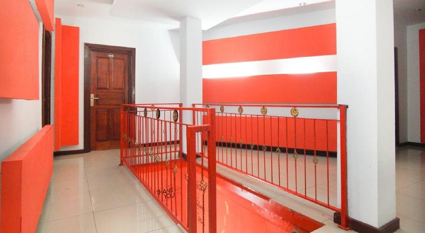 RedDoorz near Mal Abepura photo