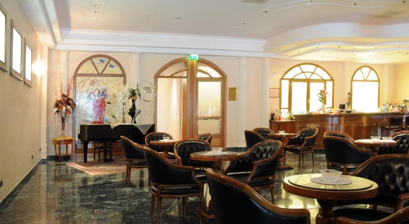 Best Western Hotel Globus City photo