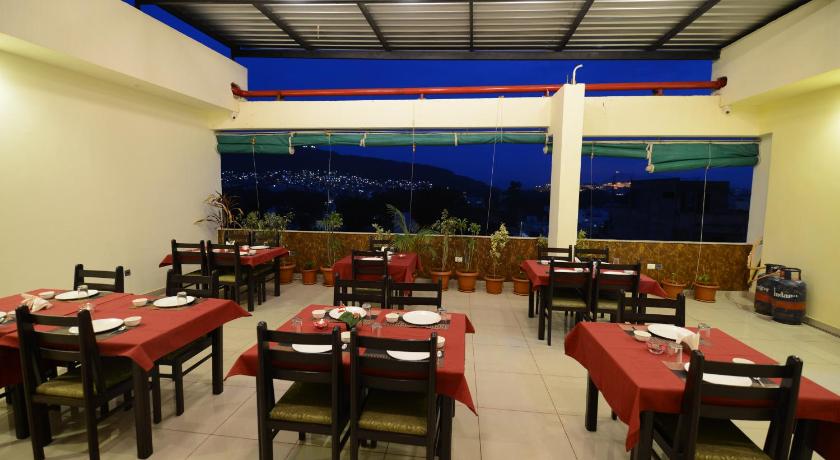 Hotel Sanobar - image 12