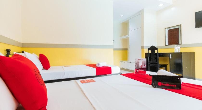 RedDoorz Premium @ Gabinete Road Palawan - image 45