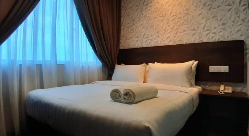 Image of Queen Room 11