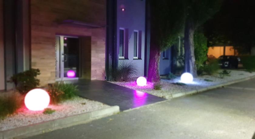 LupoApartments Kilinskiego 228 Klimatyzacja Parking Dostep na Kod photo
