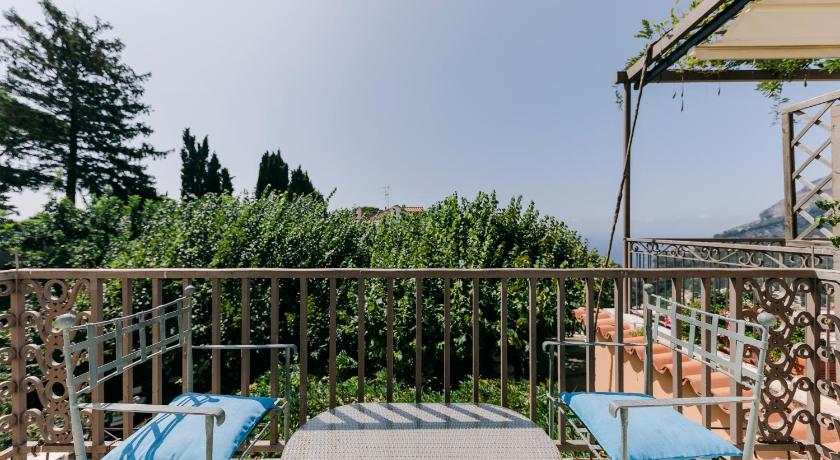 Hotel Villa Maria photo