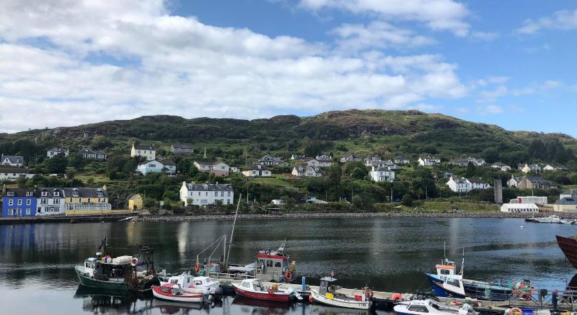 Islay Frigate Hotel photo