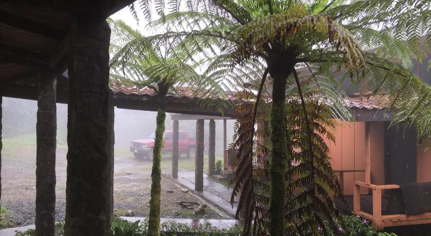 Vistaverde Lodge photo