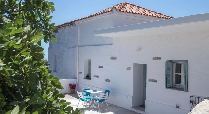 Karastamati's Tower House photo