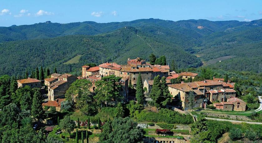 Castelletto di Montebenichi Hotel — Hotel in Bucine